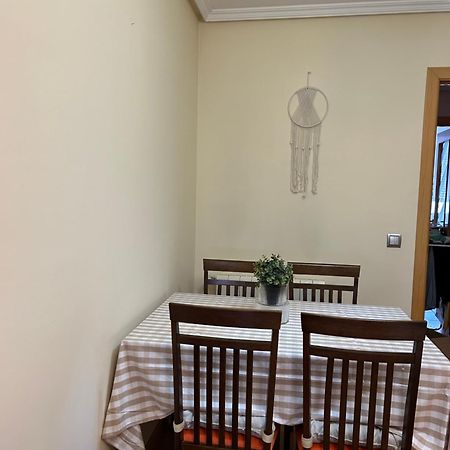 Comoda Habitacion Individual Мадрид Екстериор снимка